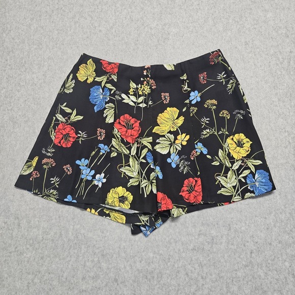 Alice + Olivia High Rise Waist Shorts Womens Sz 10  Black Floral Print - Picture 1 of 11